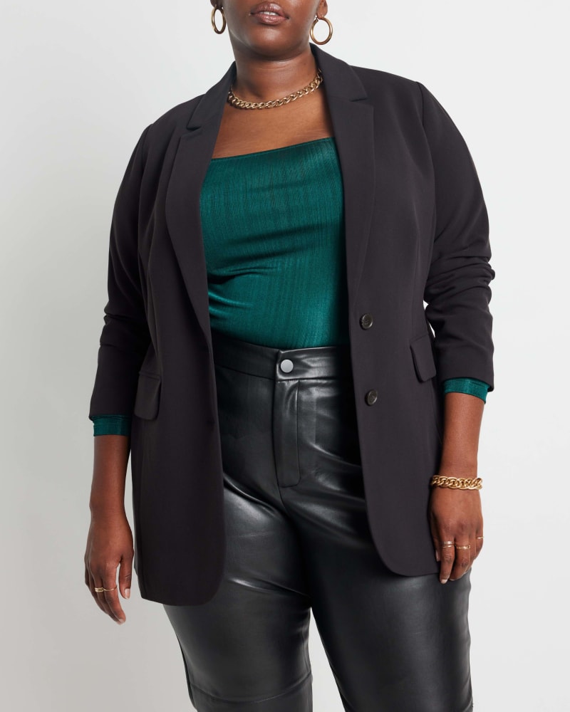 Front of a model wearing a size 24 The 365 Suit Long Tailored Blazer- Black in Black by ELOQUII. | dia_product_style_image_id:292799